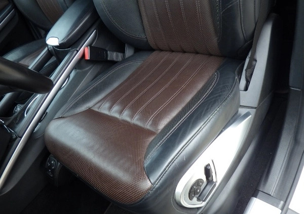 Mercedes-Benz GL cena 129900 przebieg: 66900, rok produkcji 2012 z Piaseczno małe 742